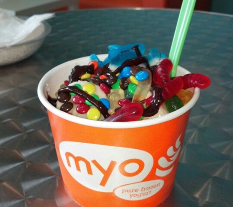 Myo Frozen Yogurt - Salinas, CA