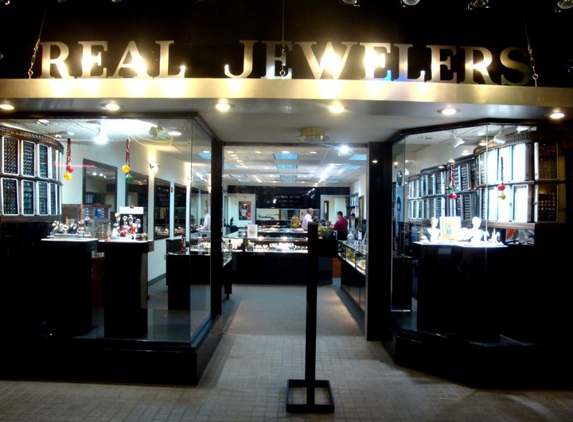 Real Jewelers Inc - Arlington, VA