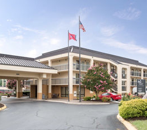 Quality Inn Merchants Drive - Knoxville, TN