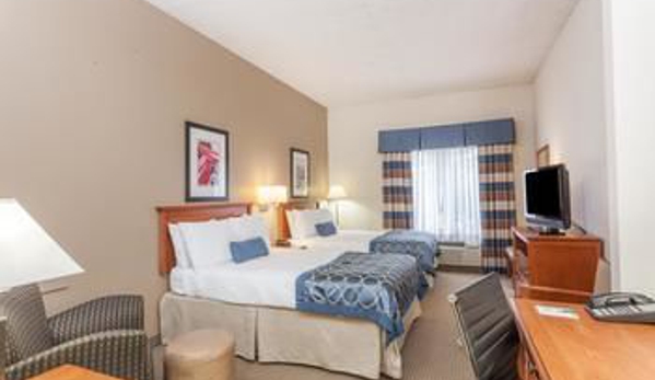 Wingate by Wyndham Charlotte Speedway/Concord - Concord, NC