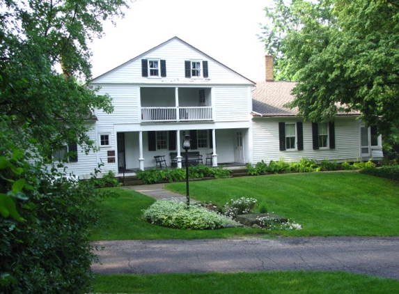 Spring Hill Historic Home - Massillon, OH