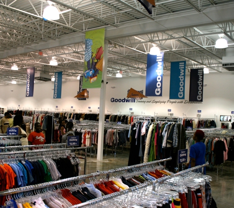 Goodwill North Miami West Dixie Superstore - Miami, FL