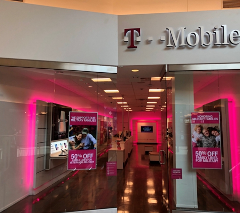 T-Mobile - Wellington, FL