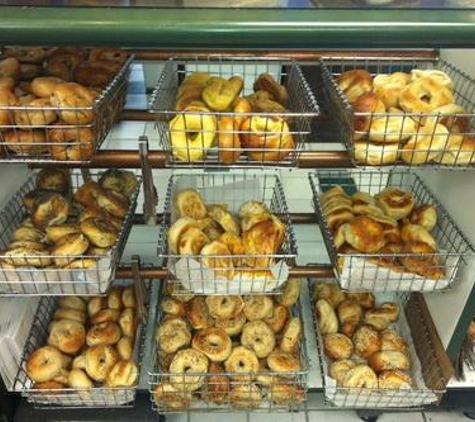 Greenfield's Bagels & Deli - Greenville, SC