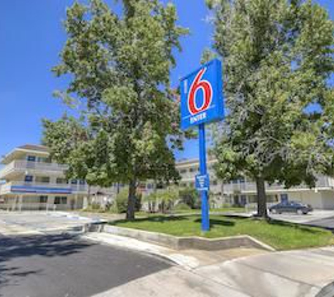 Motel 6 - San Bernardino, CA