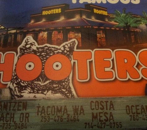 Hooters - Ontario, CA