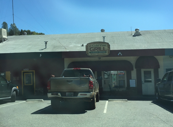 Gold Vine Grill - Somerset, CA