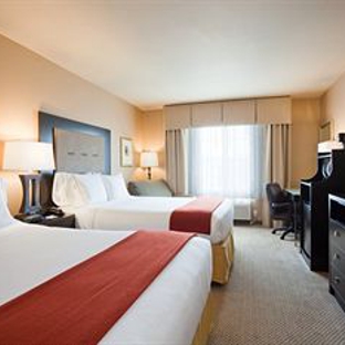 Holiday Inn Express & Suites Pearsall - Pearsall, TX