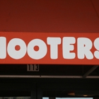 Hooters