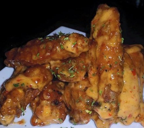 Dolce Vita - Syracuse, NY. Dolce House Wings