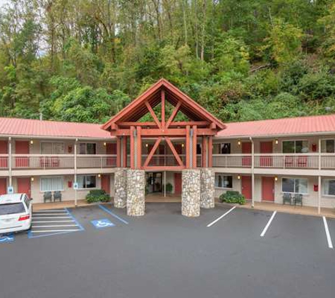 Econo Lodge - Cherokee, NC