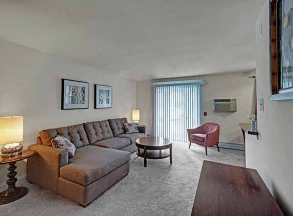 Ridley Brook Apartments - Folsom, PA