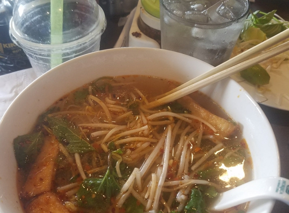 What the Pho - Livonia, MI