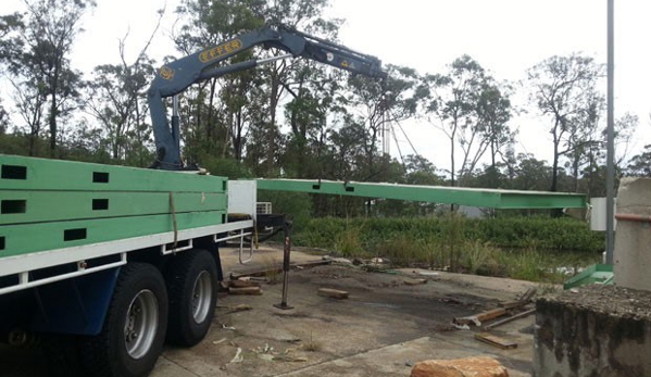 U-Needa Crane Truck Hire - Tallebudgera, QLD