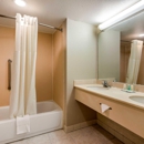 Quality Inn & Suites Tarpon Springs South - Motels