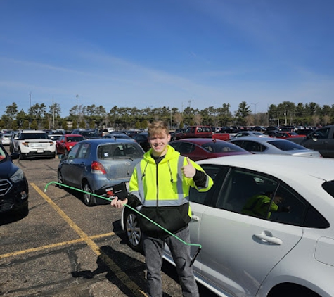 Easy Roadside Assistance - Green Bay, WI