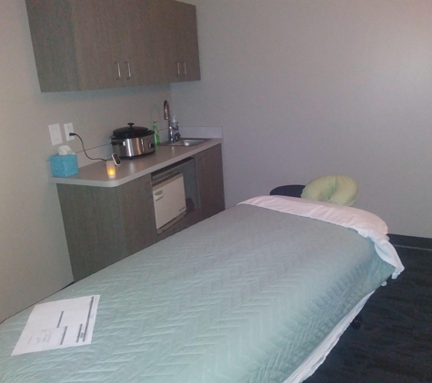 Hand and Stone Massage and Facial Spa - West Melbourne, FL