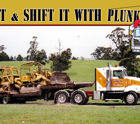 Plunkett Crane Trucks P/L. Local, Country or Interstate - We Service All Areas