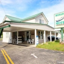 The Monarch Motel - Motels