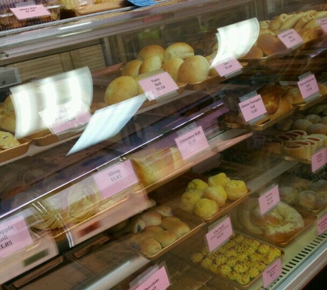 Nanding's Bakery - Honolulu, HI