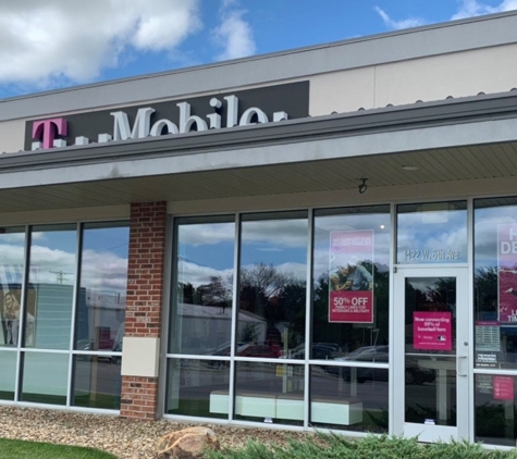 T-Mobile - Emporia, KS