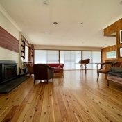 Gallery Image Number 4