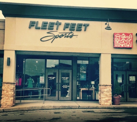 Fleet Feet Sports - Nashville, TN. Fleet feet green hills, next to Chipotle