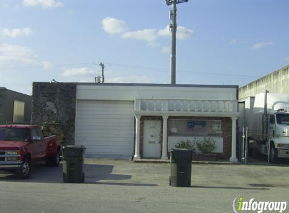 Brad's Corvette Parts - Oakland Park, FL