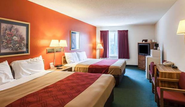 Econo Lodge - Lincoln, NE