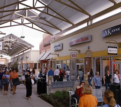 Purple - Houston Premium Outlets - Cypress, TX