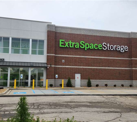 Extra Space Storage - Dyer, IN