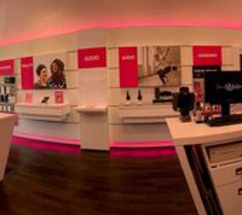 T-Mobile - Oceanside, CA