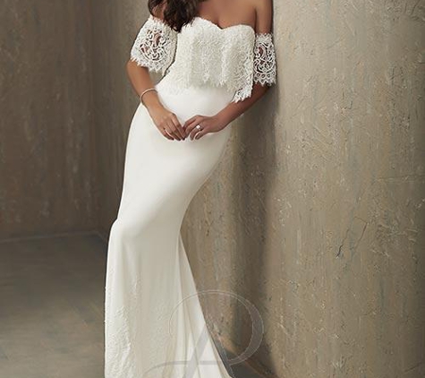 La Boutique de Bridal & Tuxes - West Melbourne, FL