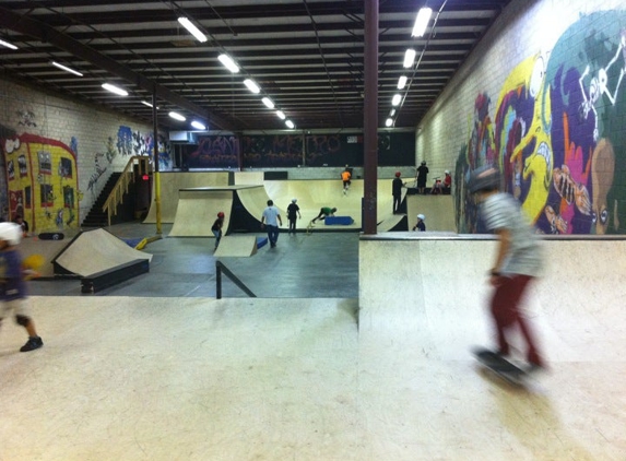 Metro Skateboard Academy - Orlando, FL