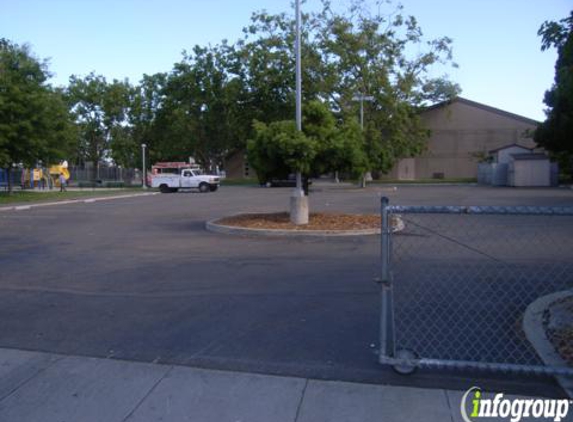 Bushrod Park / Bushrod Recreation Center - Oakland, CA