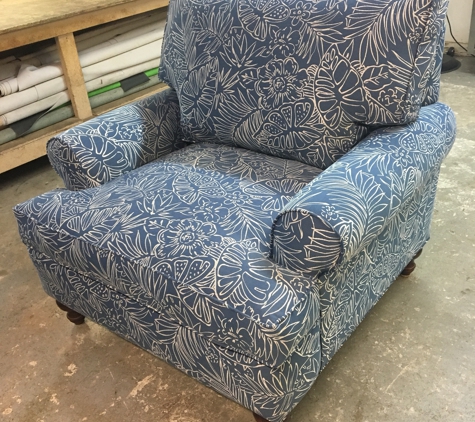 DZ Upholsterers - Gretna, LA