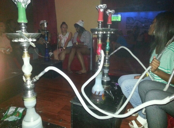 Crown Hookah Lounge - San Diego, CA