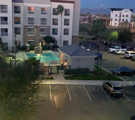 Hilton Garden Inn - Avondale, AZ