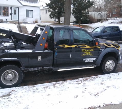 All-Nite Towing & Repair - Milwaukee, WI. 24 hr towing service