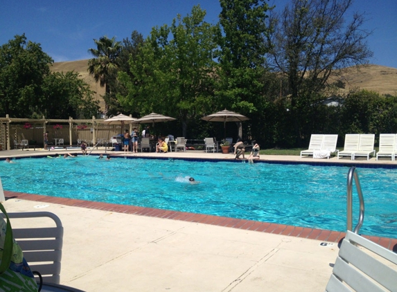 Highlands Swim Club - Fremont, CA