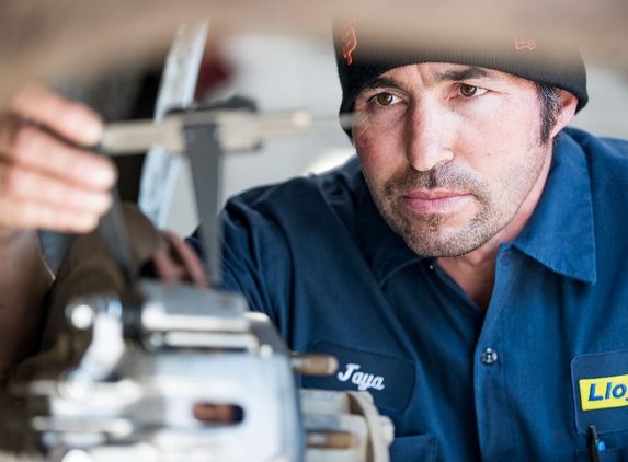 Lloyd's Tire & Auto Care - Santa Cruz, CA