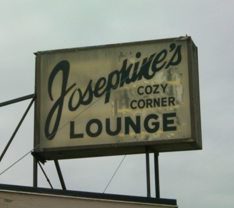 Josephine's Cozy Corner Lounge - Omaha, NE