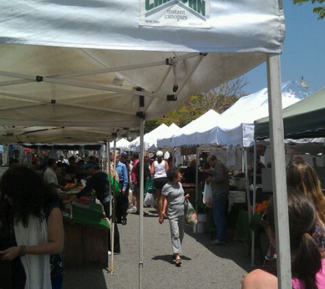 Pacific Palisades Farmers Market - Pacific Palisades, CA