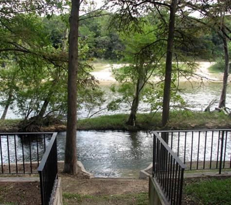 Rio Lodge on the Guad - New Braunfels, TX