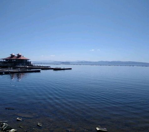 Burlington Bay Market & Cafe - Burlington, VT