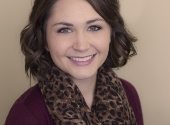 Dr. Kaylynn Steinkamp, MD - Fairmont, MN