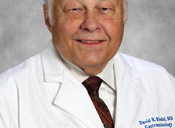 David R Riedel, MD - Alton, IL