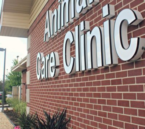 Animal Care Clinic - Algonquin, IL