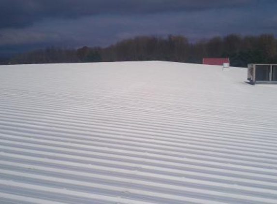 J & J Roofing - Centerville, TN