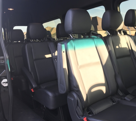 Hummer Escalade limousine servcie - Mcallen, TX